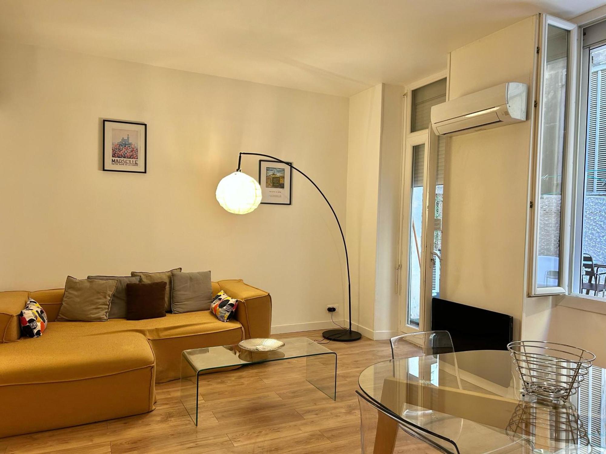 Chez Marie Et Romain- Appartement De Charme Au Coeur De La Joliette Proche Panier Centre Ville Marseille Extérieur photo