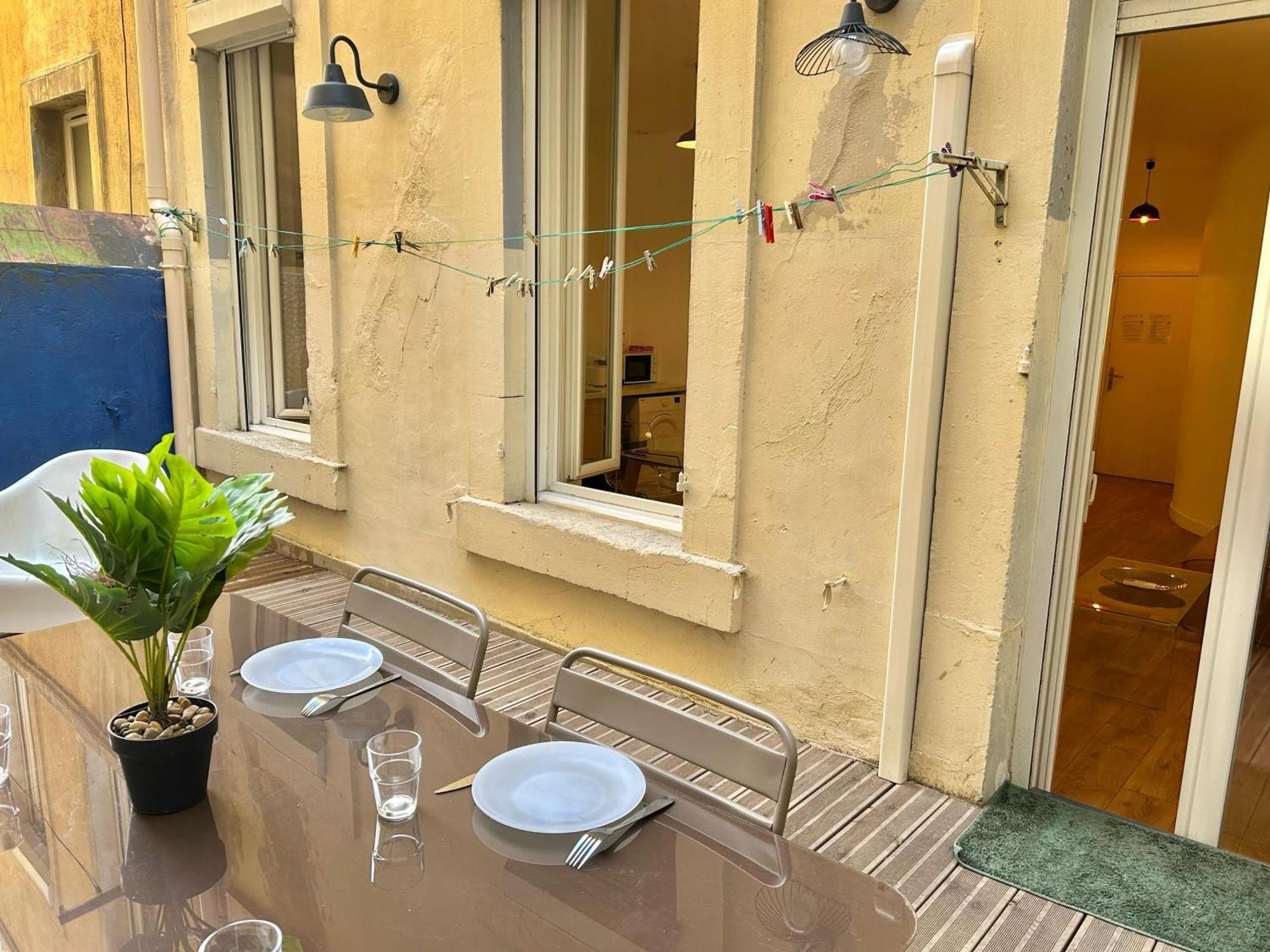 Chez Marie Et Romain- Appartement De Charme Au Coeur De La Joliette Proche Panier Centre Ville Marseille Extérieur photo