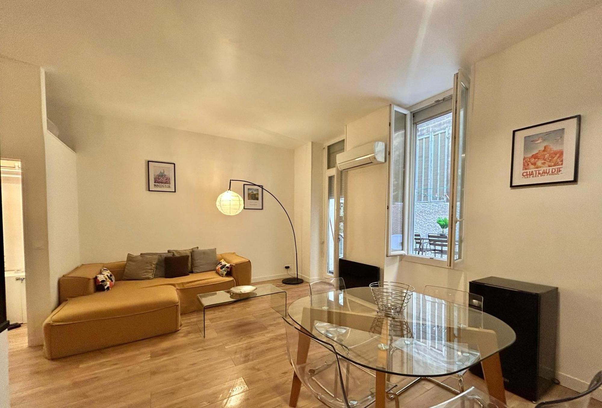 Chez Marie Et Romain- Appartement De Charme Au Coeur De La Joliette Proche Panier Centre Ville Marseille Extérieur photo